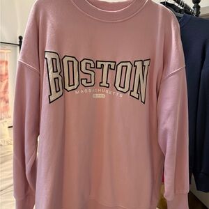 Boston Massachusetts’s H&M Light Pink Sweatshirt